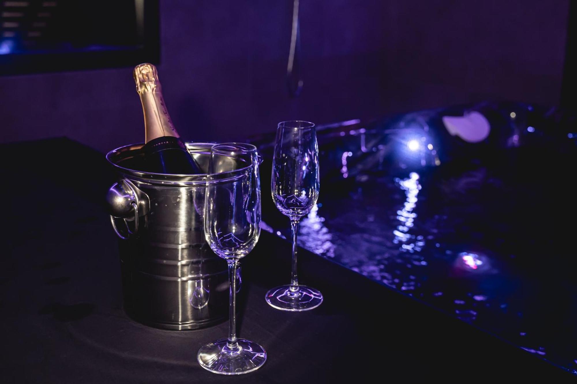 Espace Evasions Loft Love Love Room Τουλούζη Εξωτερικό φωτογραφία
